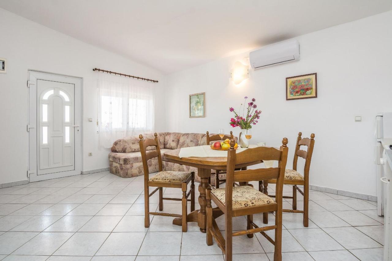 Jancic Apartment *