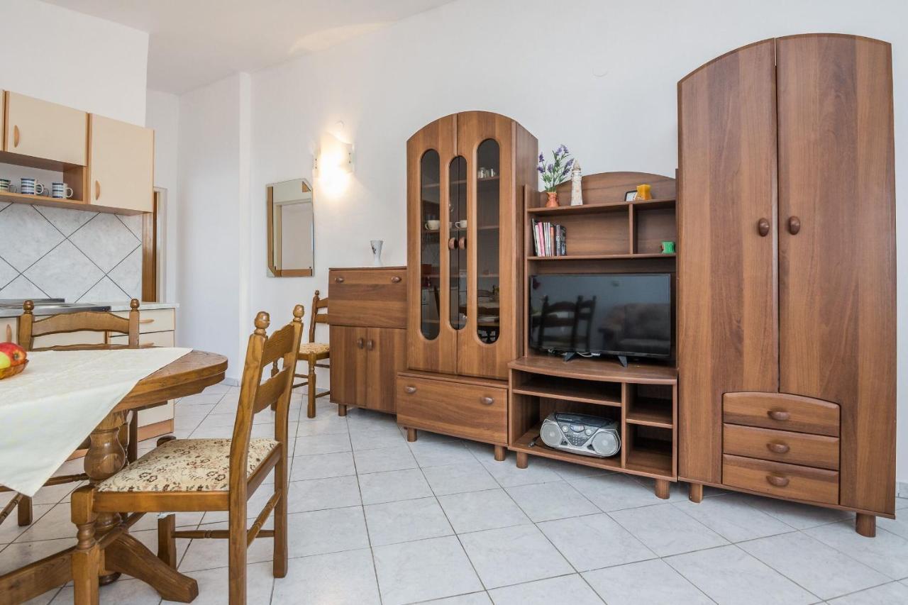 Jancic Apartment Vir