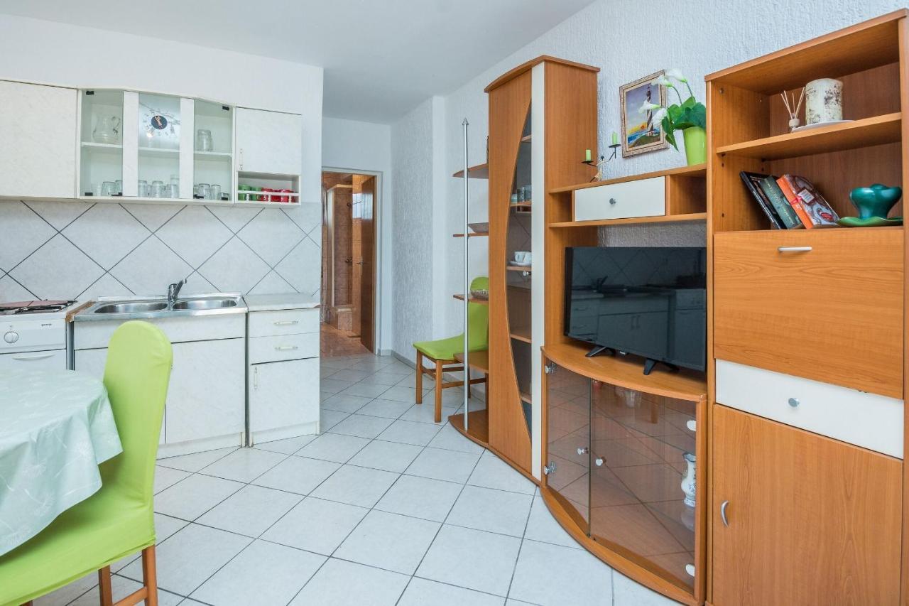 Jancic Apartment Vir